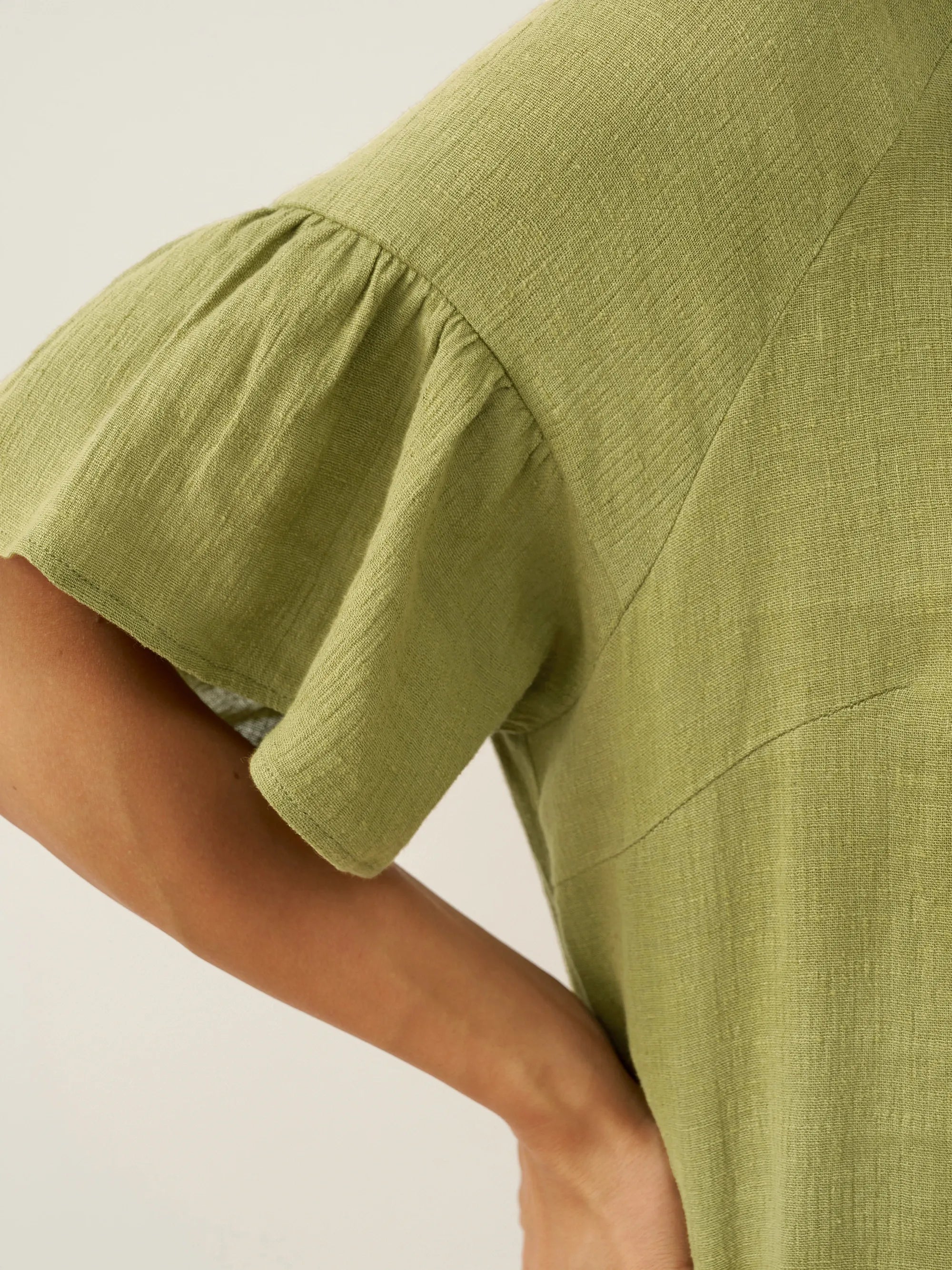 Linen Round Neck Flutter Sleeve Maxi Dress WINNIE Linen Round Neck Flutter Sleeve Maxi Dress WINNIE
