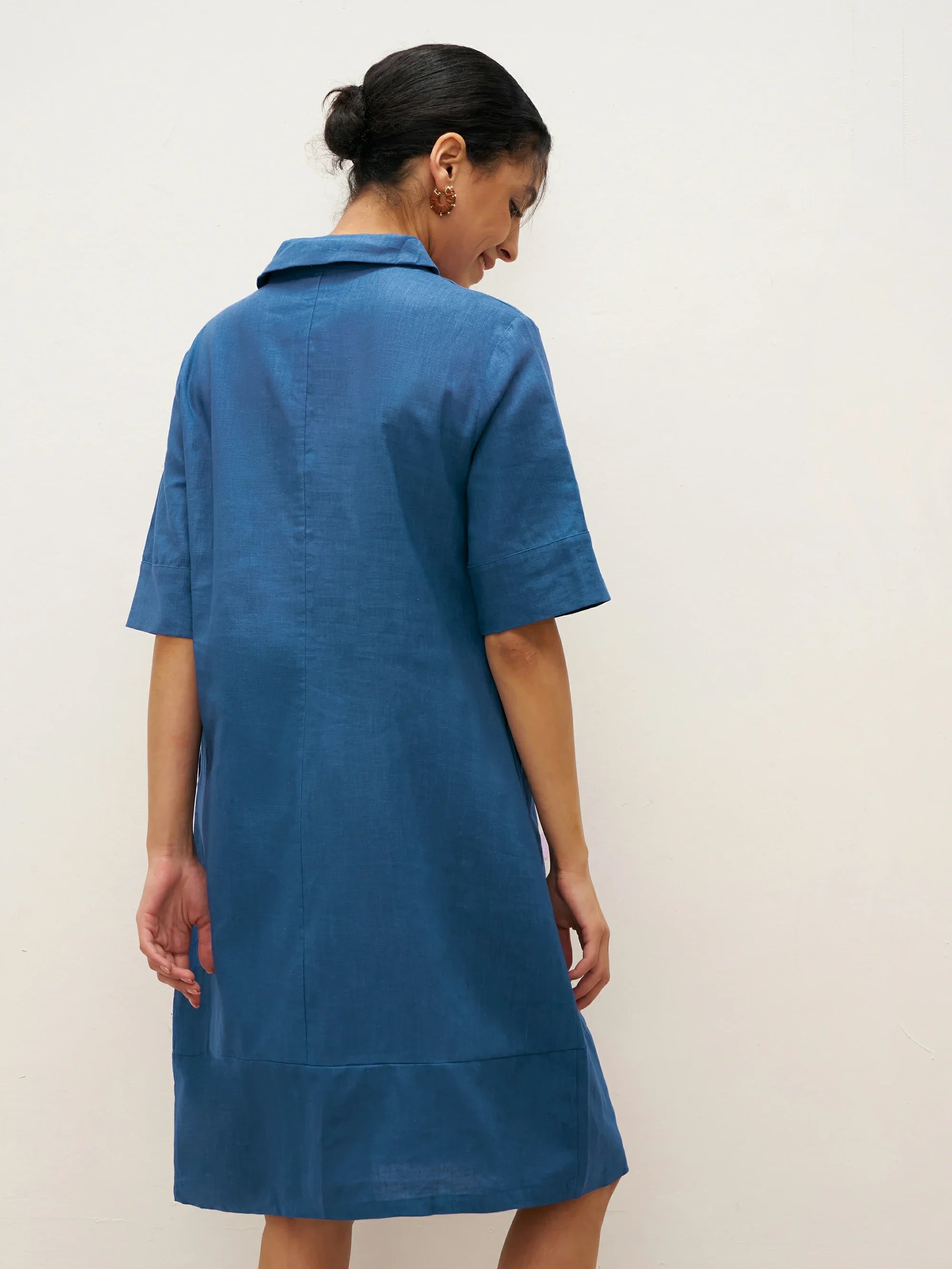 Linen Shawl V-Neck Half Sleeve Minidress LIVIA Linen Shawl V-Neck Half Sleeve Minidress LIVIA