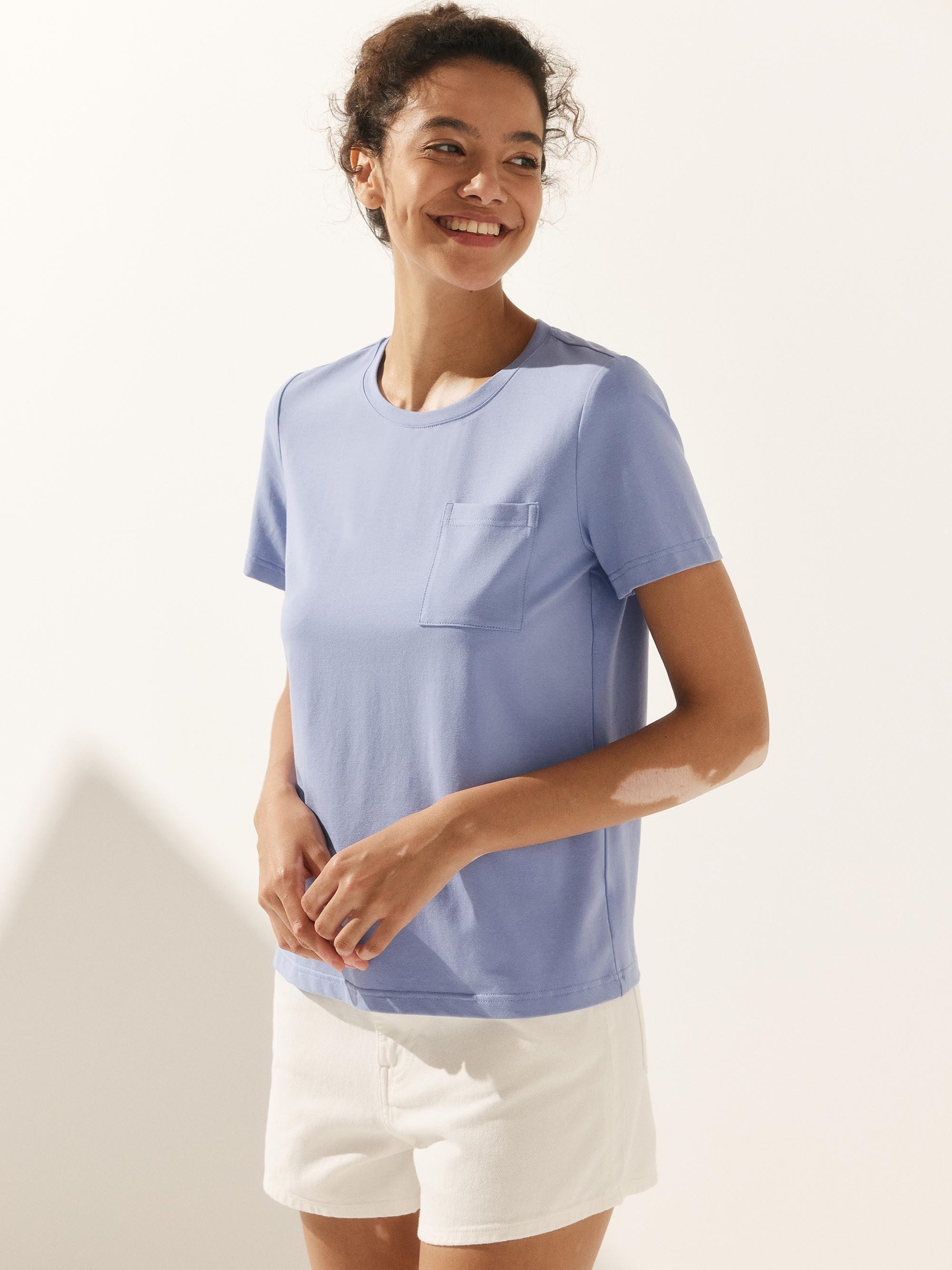 Stretch-Knit Bamboo Classic Basic Tee BELLE Stretch-Knit Bamboo Classic Basic Tee BELLE