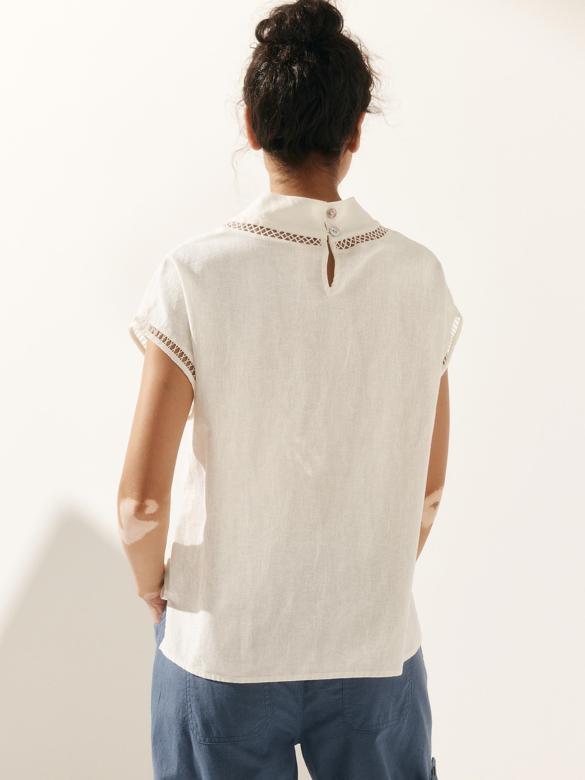 Linen Cutout Turtleneck Top QUINN Linen Cutout Turtleneck Top QUINN