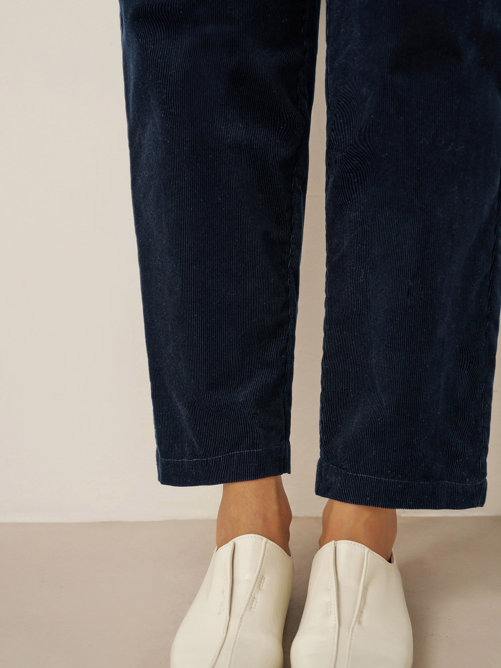 Cotton Elastic Waist Tapered Pants NIKKI Cotton Elastic Waist Tapered Pants NIKKI