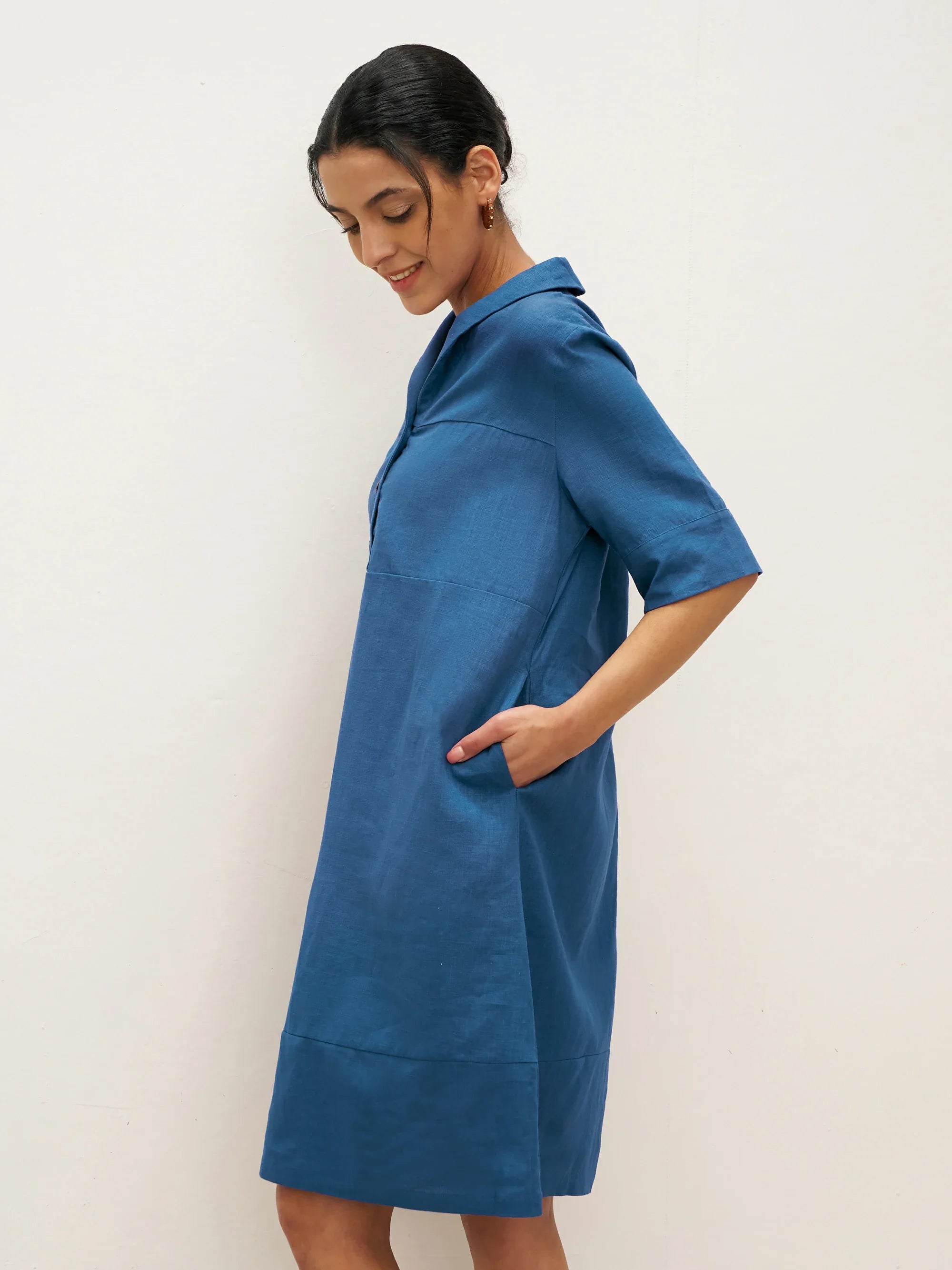 Linen Shawl V-Neck Half Sleeve Minidress LIVIA Linen Shawl V-Neck Half Sleeve Minidress LIVIA